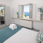 Sensia With Hot Tub And Caldera View