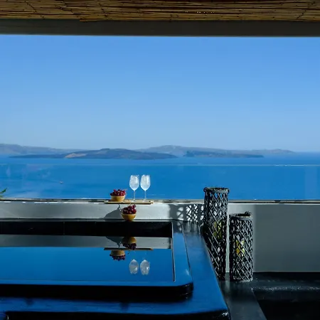 Villa Sensia With Hot Tub And Caldera View