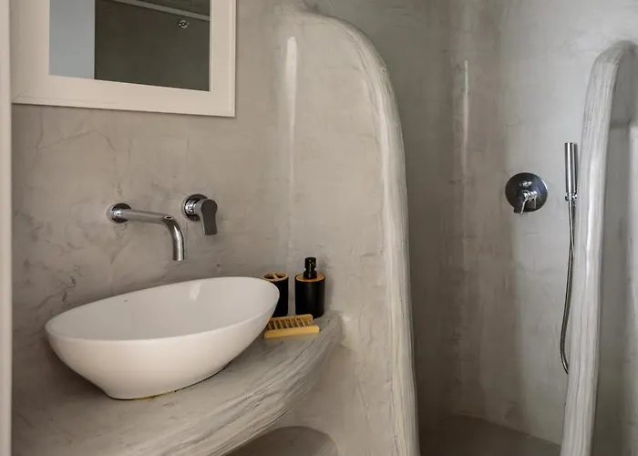 Willa Sensia With Hot Tub And Caldera View